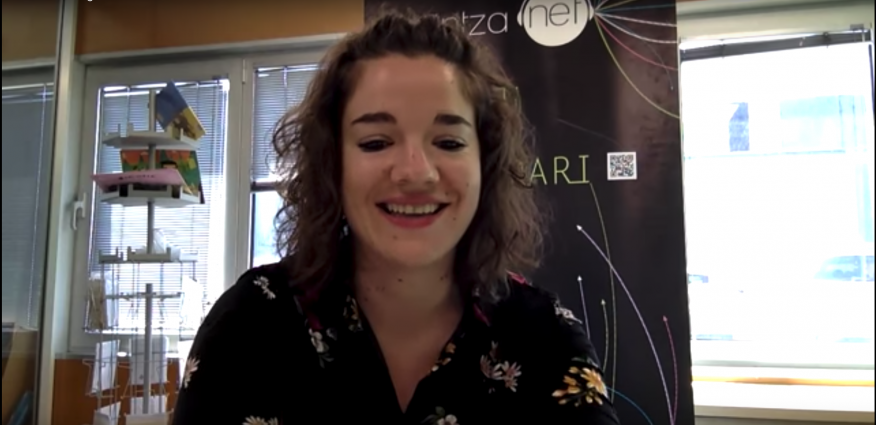 Mintzanet zuzenean: "Euskara, profesionalen bidelaguna"